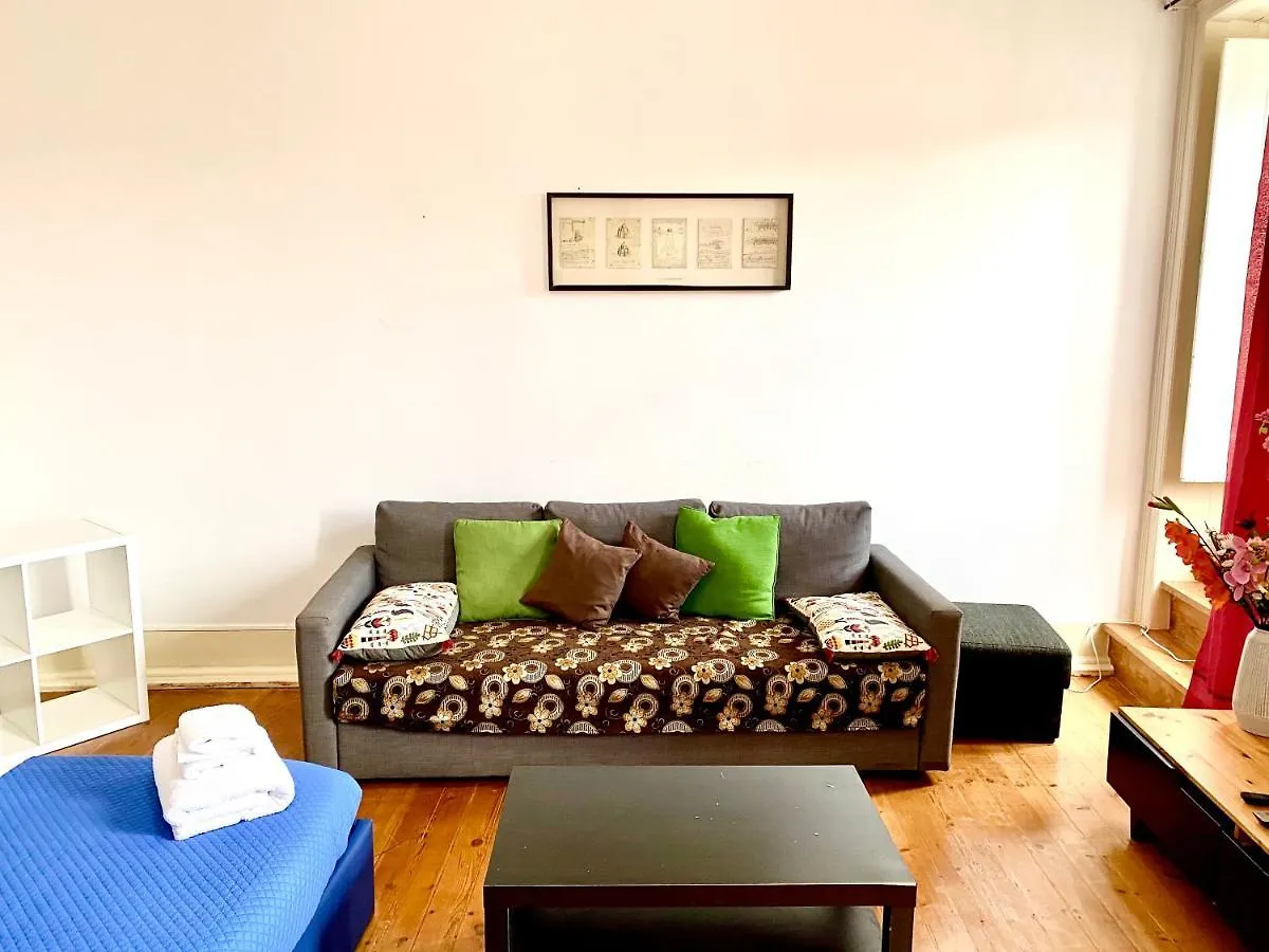 Classic Chiado 1 - Central Guest House Room With Shared Bathroom Lisbona 0*,  Portogallo